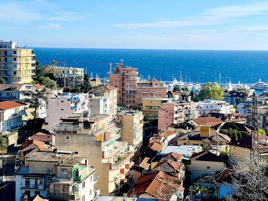 Suite Pascoli 12 - Sanremo Esterno foto